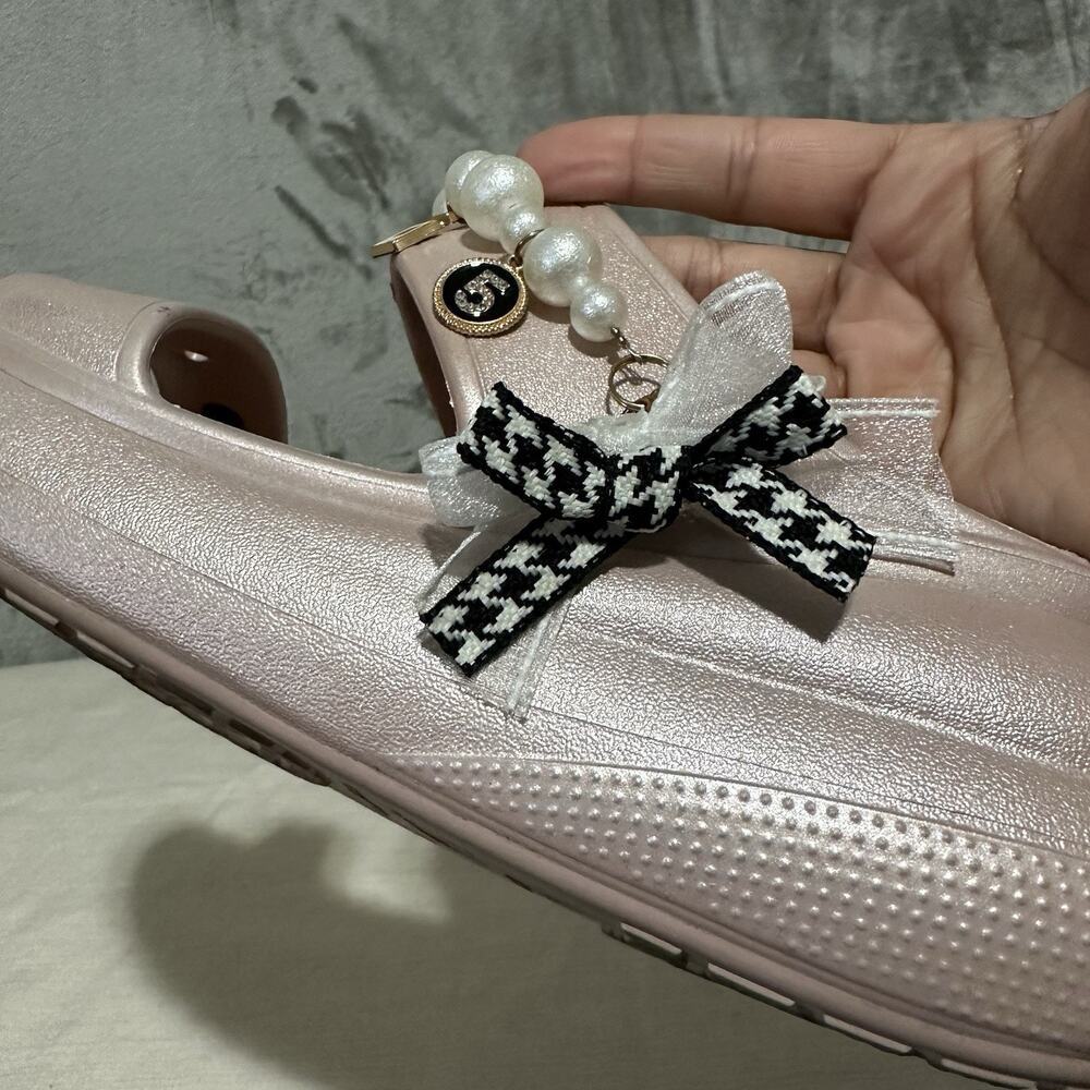 Crocs Classic Crush Platform Sandals Womens 11 Pink Slip On Comfort Coquette - Picture 9 of 11